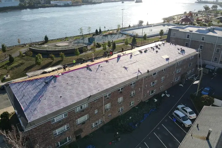 Commercial roofing in Newark, NJ